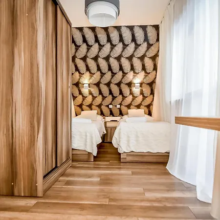 Bed & Breakfast Sloneczny Dworek *