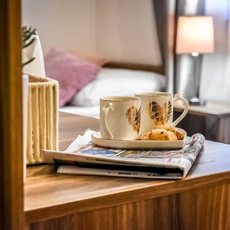 Sloneczny Dworek Bed & Breakfast