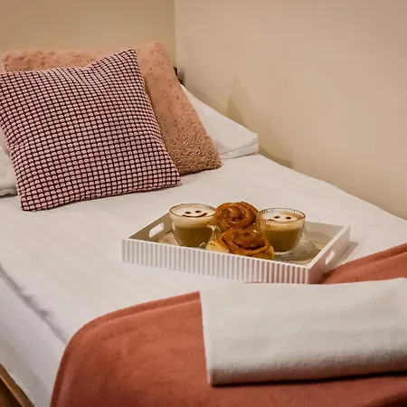 Bed & Breakfast Sloneczny Dworek *