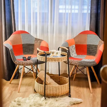 Sloneczny Dworek Bed & Breakfast
