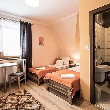 Bed & Breakfast Sloneczny Dworek Białka
