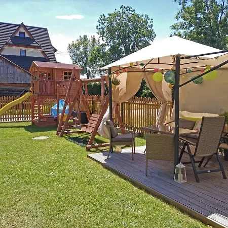 Sloneczny Dworek Bed & Breakfast